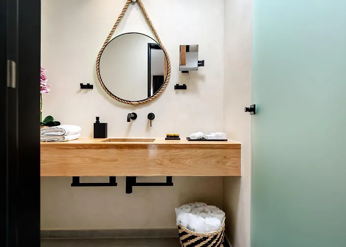 Legato With Private Pool