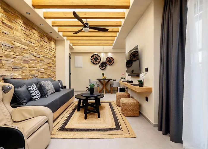 Legato With Private Pool Naxos City