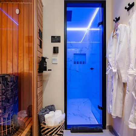 Legato With Private Pool Апартаменты *