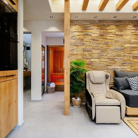 Legato With Private Pool Apartment