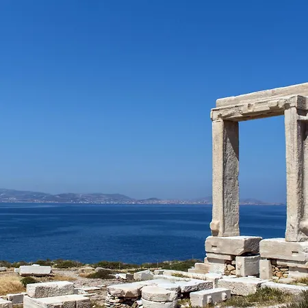 Legato With Private Pool Apartment Naxos City