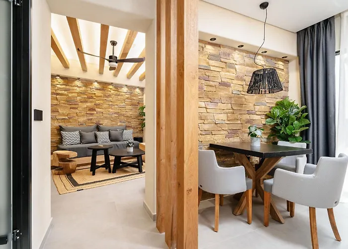 Legato With Private Pool