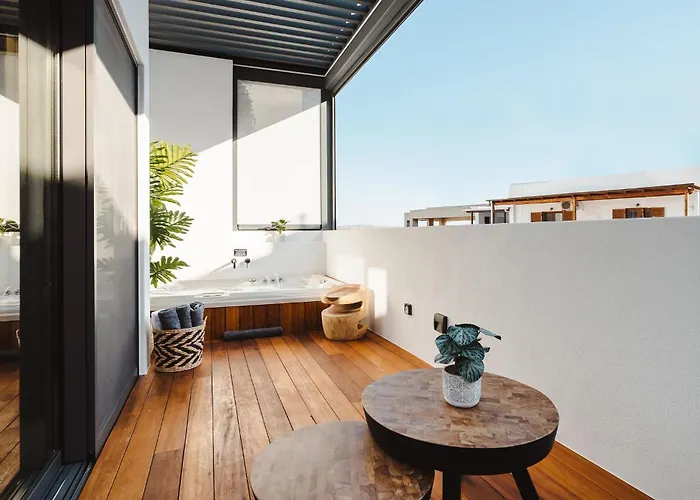 Legato With Private Pool Naxos City