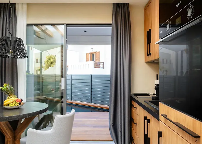 Legato With Private Pool